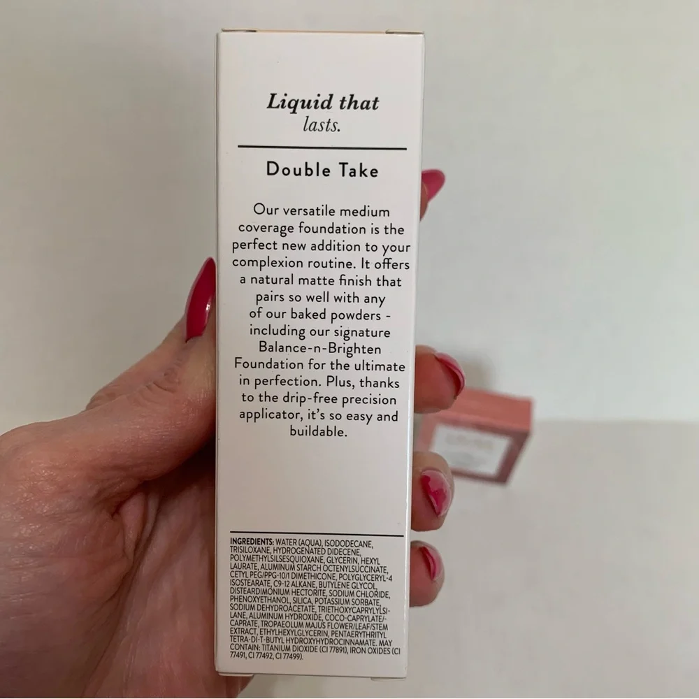 Laura Geller Double Take Foundation Medium, pink buttercream blush, kabuki brush